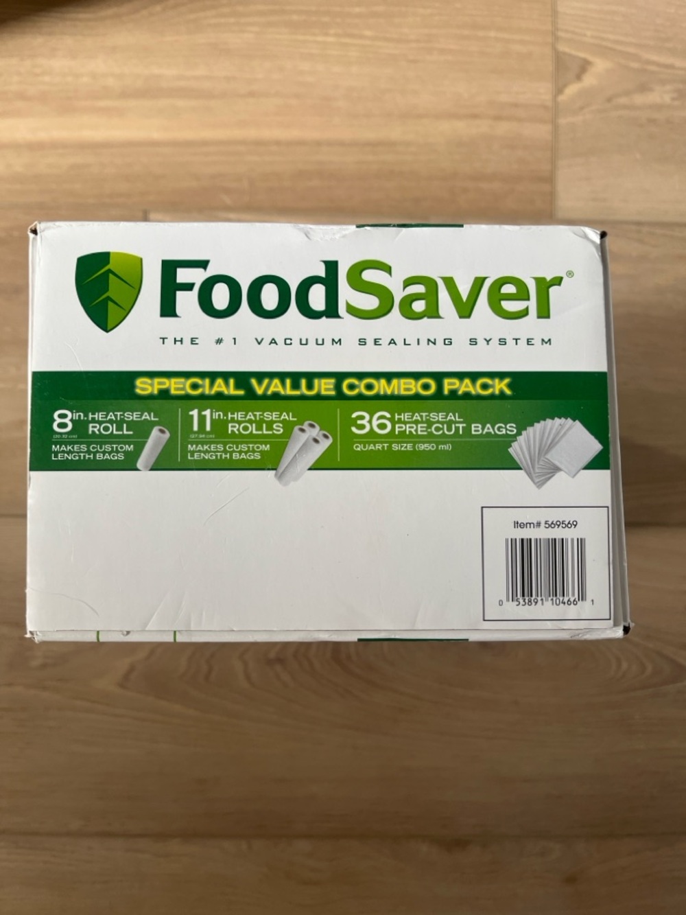 Brand New FoodSaver Vacuum Sealing Bags and Rolls - Picture 2 of 3